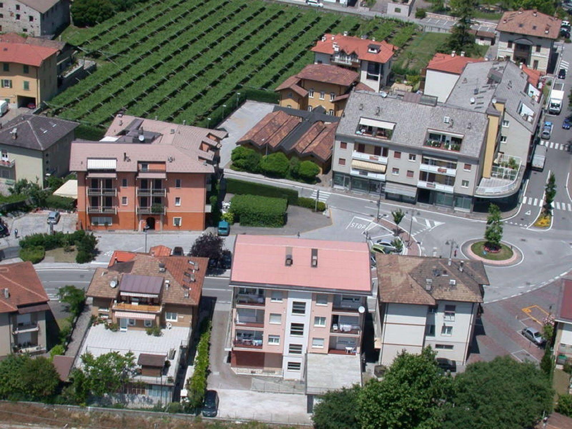 Hotel Drago Mezzocorona Exterior foto